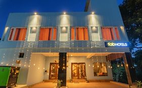 Fabhotel Blueark